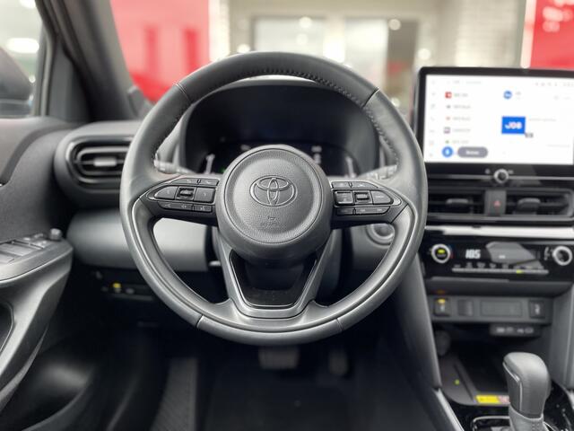 Toyota YARIS 1.5 Hybrid 130 Dynamic | Navi | Keyless Entry & Start | Stoelver