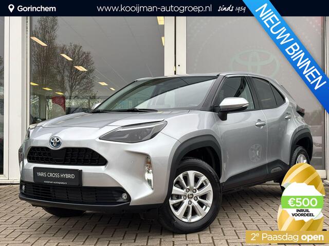 Toyota YARIS Cross Dynamic Edition | Apple Carplay/Android Auto | Parkeersensoren voor + achter | Smart key | Privacy glass | Toyota garantie tot 2034!