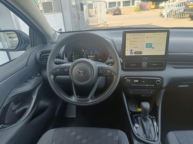 Toyota YARIS 1.5 Hybrid 115 Dynamic | Comfort Pakket | Navi | Sensoren v/a
