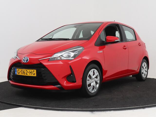 Toyota YARIS 1.5 Hybrid Active | Navigatie | Dealer onderhouden |