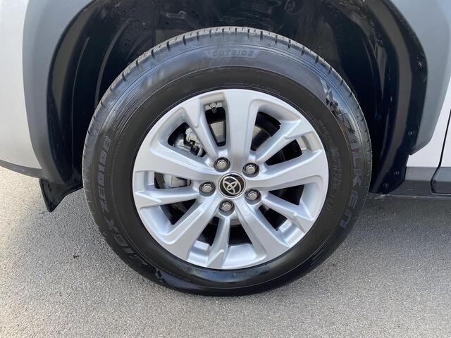 Toyota YARIS Cross 1.5 Hybrid Dynamic Edition Incl: AppleCarPlay / AndroidAuto, Navigatie, Parkeersensoren, Smart key, Privacy glass, Achteruitrijcamera, Adaptieve cruise controle