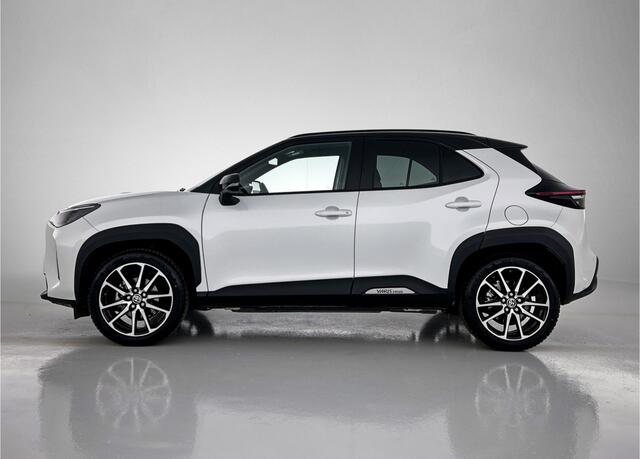 Toyota YARIS Cross 1.5 Hybrid GR Sport | Stoelverwarming | Dealer Onderhouden | Bi-Tone | Navigatie | All Season Banden |