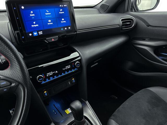 Toyota YARIS Cross 1.5 Hybrid GR Sport | Stoelverwarming | Dealer Onderhouden | Bi-Tone | Navigatie | All Season Banden |