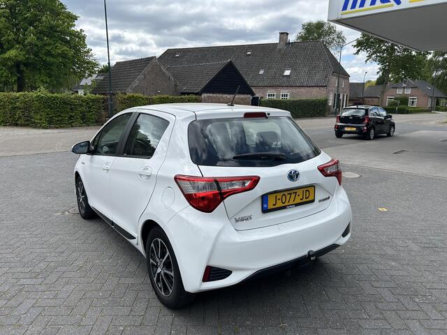 Toyota YARIS 1.5 Hybrid Design Sport Trekhaak !!!!