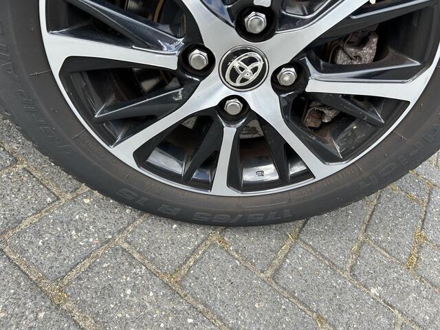Toyota YARIS 1.5 Hybrid Design Sport Trekhaak !!!!