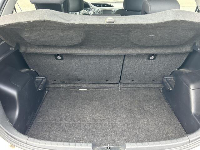 Toyota YARIS 1.5 Hybrid Design Sport Trekhaak !!!!