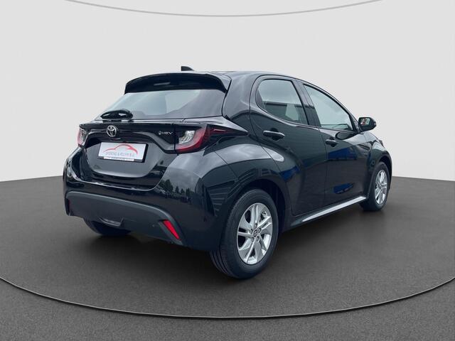 Toyota YARIS 1.5 Hybrid 115 Active Winterpack | PDC V+A | Carplay | ACC | NIEUW RIJKLAAR