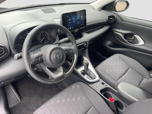 Toyota YARIS 1.5 Hybrid 115 Active Winterpack | PDC V+A | Carplay | ACC | NIEUW RIJKLAAR
