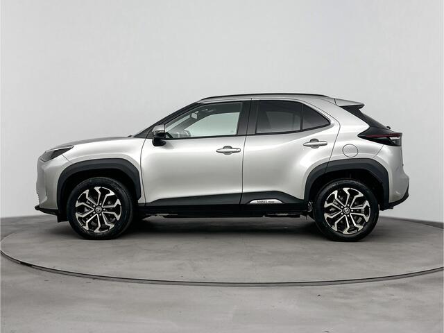 Toyota YARIS Cross 1.5 Hybrid 115 First Edition Limited | Stoelverwarming | Navigatie | Verwarmd stuurwiel |