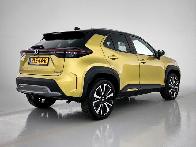 Toyota YARIS Cross 1.5 Hybrid AWD Launch Edition Limited | Lederen bekleding | Verwarmde voorstoelen & stuurwiel | Trekhaak |