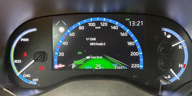 Toyota YARIS Cross 1.5 Hybrid First Edition | DAB | Navi | Achteruitrijcamera | trekhaak | LM velgen|