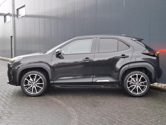 Toyota YARIS Cross 1.5 Hybrid 130 GR Sport | PDC V+A | Dodehoek detectie | half leder/alcantara | digi. combi-meter |