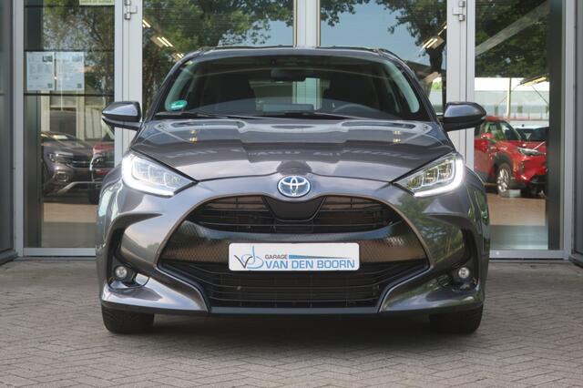 Toyota YARIS 1.5 HYBRID, Adaptive Cruise Control, All Season Banden, LED, etc