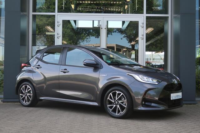 Toyota YARIS 1.5 HYBRID, Adaptive Cruise Control, All Season Banden, LED, etc