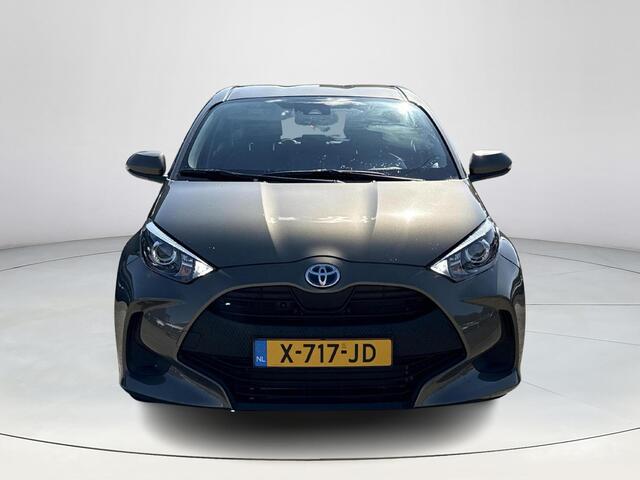 Toyota YARIS 1.5 Hybrid Active **NAVIGATIE/ ALL SEASON BANDEN/ 36 MAANDEN GARANTIE**