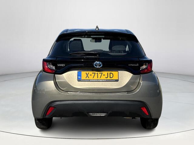 Toyota YARIS 1.5 Hybrid Active **NAVIGATIE/ ALL SEASON BANDEN/ 36 MAANDEN GARANTIE**