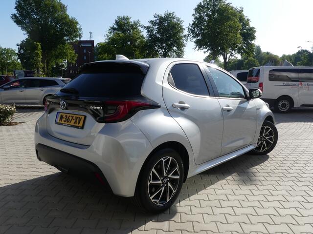 Toyota YARIS 1.5 Hybrid Dynamic | Camera | Stoelverwarming