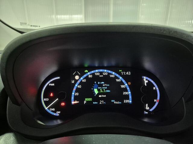 Toyota YARIS Cross 1.5 Hybrid Dynamic edition | Parkeersensoren voor + achter | Smart key | Privacy glass | Apple Carplay & Android Auto | Navigatie