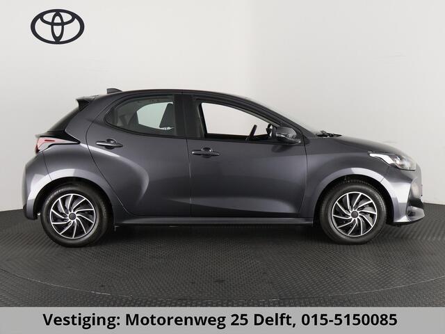 Toyota YARIS 1.5 HYBRID GRAYLINE BIJNA 2023 NAVI.CAMERA.CRUISE CONTROLL GARANTIE TOT 11-2032*