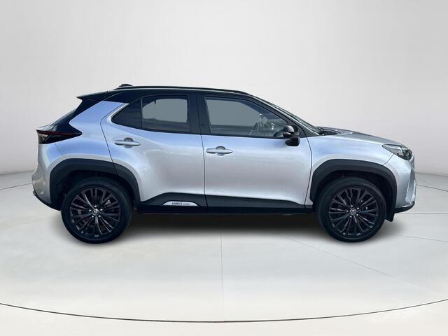 Toyota YARIS Cross 1.5 Hybrid Adventure | Two-tone| Navigatie | Stoelverwarming | Camera achter |