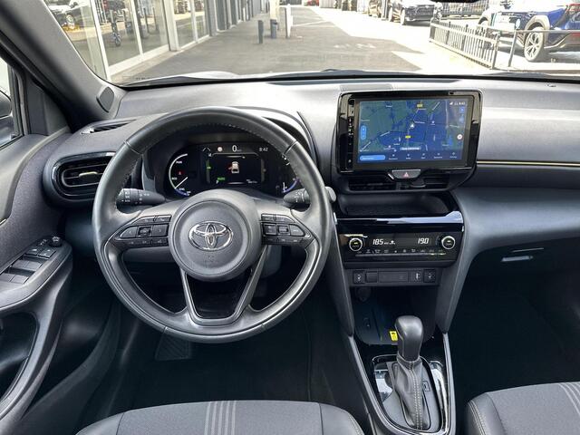 Toyota YARIS Cross 1.5 Hybrid Adventure | Two-tone| Navigatie | Stoelverwarming | Camera achter |