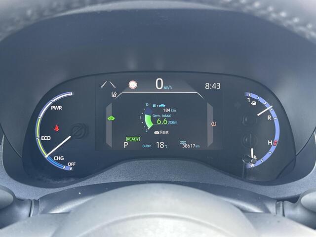 Toyota YARIS Cross 1.5 Hybrid Adventure | Two-tone| Navigatie | Stoelverwarming | Camera achter |