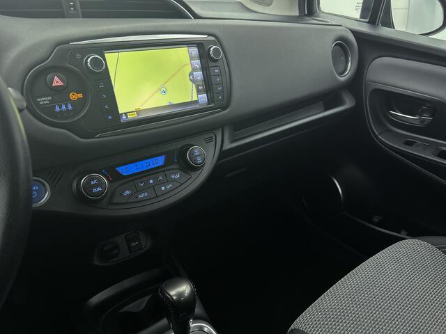 Toyota YARIS 1.5 Hybrid Lease Limited | Navigatie | Dealer Onderhouden | Camera | Parkeersensor | Cruise Control |