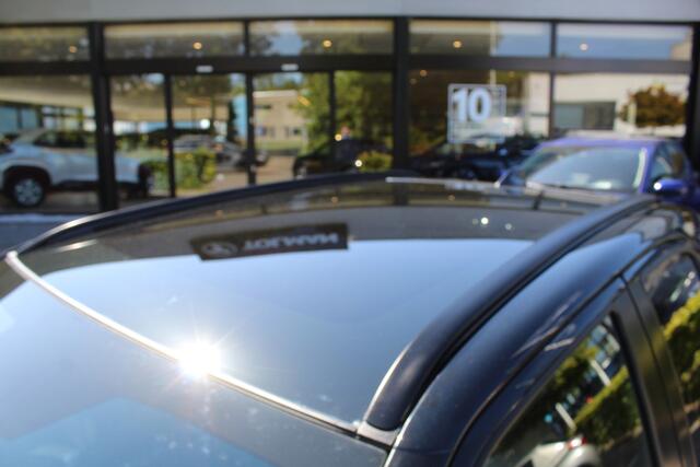 Toyota YARIS Cross 1.5 Hybrid Dynamic Plus | Rijklaar | Panoramadak | Head Up | Stoel-/stuurverw. | LED | Keyless | Apple/Android | Navi
