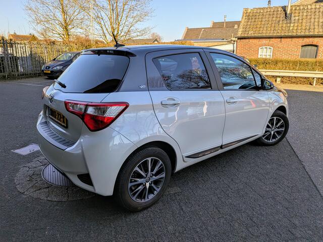 Toyota YARIS 1.5 VVT-i Y20,Navi,PDC,1 jaar garantie
