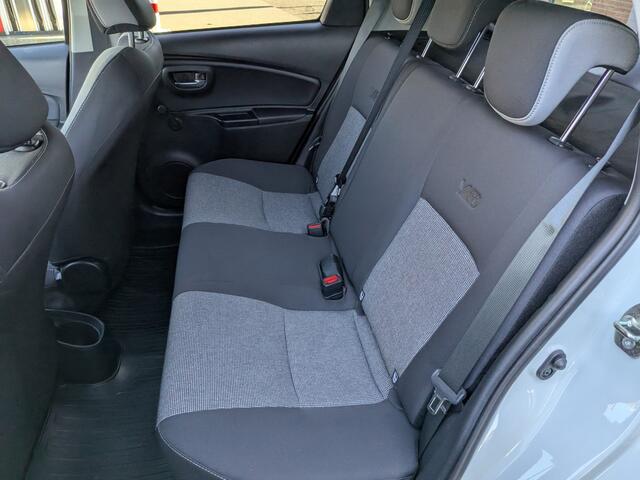Toyota YARIS 1.5 VVT-i Y20,Navi,PDC,1 jaar garantie