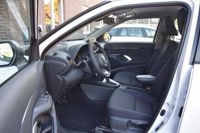 Toyota YARIS 1.5 HYBRID NIEUW! AUTOMAAT/CAMERA/ADAP. CRUISE/