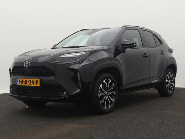 Toyota YARIS Cross 1.5 Hybrid Dynamic Apple Carplay | 17 inch LM-velgen | Getinte ramen | Achteruitrijcamera |