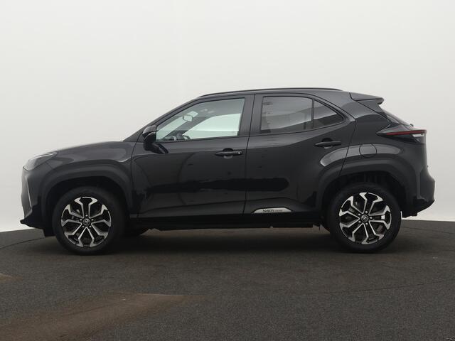 Toyota YARIS Cross 1.5 Hybrid Dynamic Apple Carplay | 17 inch LM-velgen | Getinte ramen | Achteruitrijcamera |