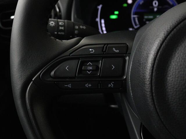 Toyota YARIS Cross 1.5 Hybrid 115 First Edition | Parkeersensoren |