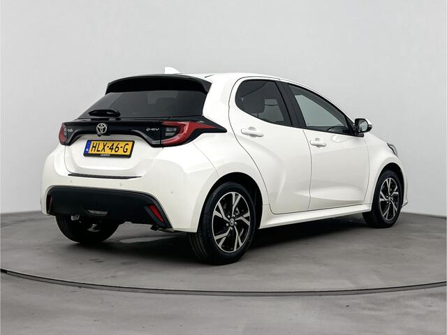 Toyota YARIS 1.5 Hybrid 115 First Edition