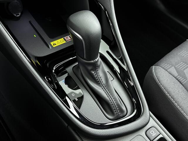 Toyota YARIS 1.5 Hybrid 115 First Edition