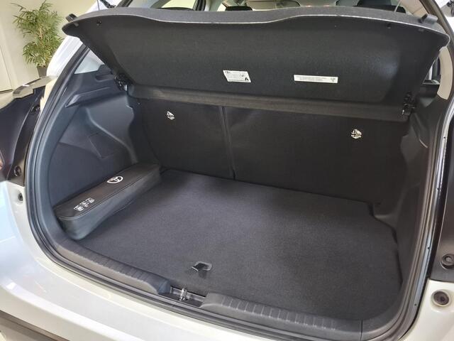 Toyota YARIS 1.5 VVT-i Dynamic Handgeschakeld | stoel/stuur verwarming | LED | Carplay | Keyless |