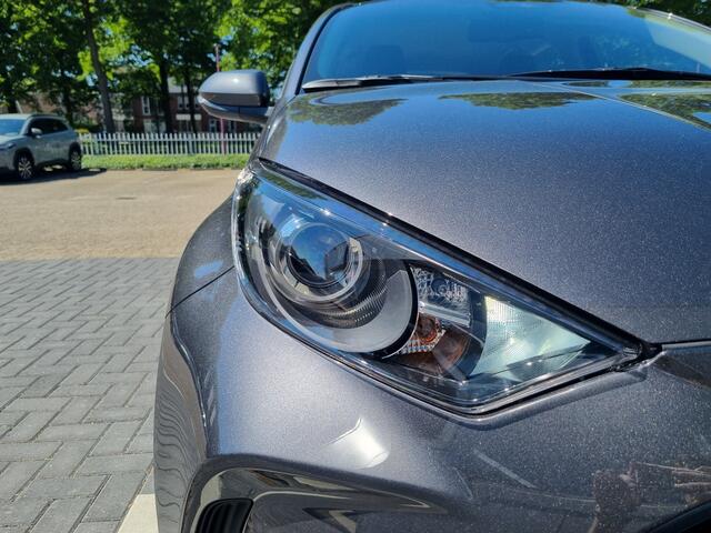 Toyota YARIS 1.5 Hybrid 115 Active PLUS Parkeersensoren V+A, Lichtmetalen velgen, Stoelverwarming , All-in Rijklaarprijs
