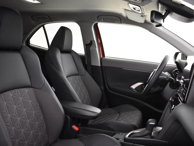 Toyota YARIS 1.5 Hybrid 130 Executive | Parkeersensoren | Stuur en Stoelverwa