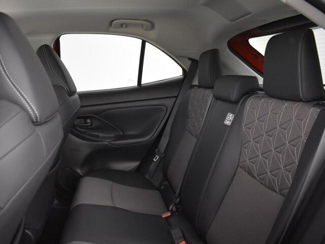 Toyota YARIS 1.5 Hybrid 130 Executive | Parkeersensoren | Stuur en Stoelverwa
