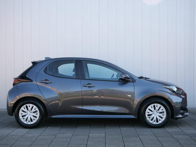 Toyota YARIS 1.5 Hybrid Active Adap. Cruise / Carplay / DAB
