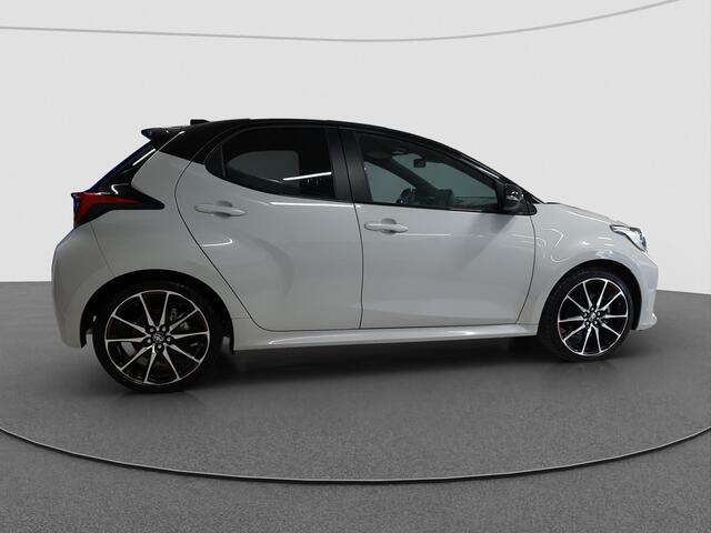 Toyota YARIS 1.5 Hybrid GR Sport | Apple CarPlay | Camera | LM Velgen |