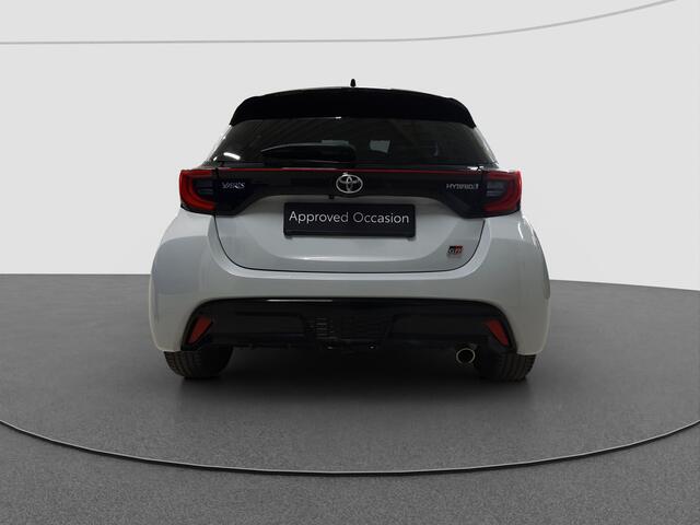 Toyota YARIS 1.5 Hybrid GR Sport | Apple CarPlay | Camera | LM Velgen |
