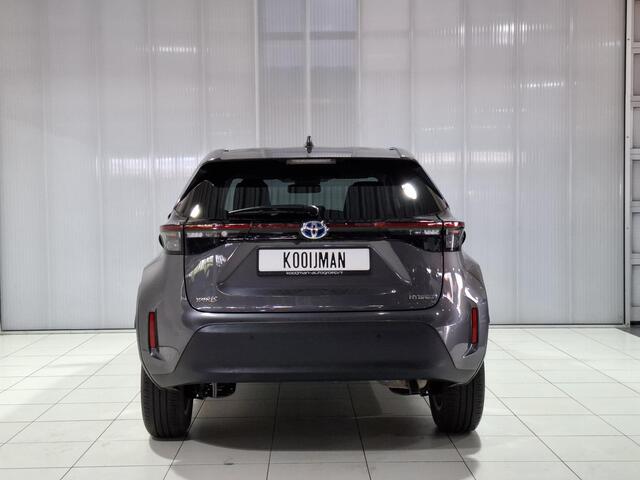 Toyota YARIS Cross 1.5 Hybrid Dynamic edition | Parkeersensoren voor + achter | Smart key | Privacy glass | Apple Carplay & Android Auto | Navigatie