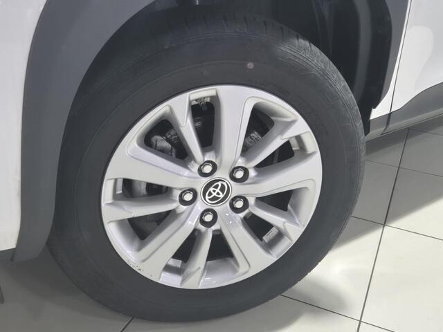 Toyota YARIS Cross 1.5 Hybrid Dynamic edition | Parkeersensoren voor + achter | Smart key | Privacy glass | Apple Carplay & Android Auto | Navigatie
