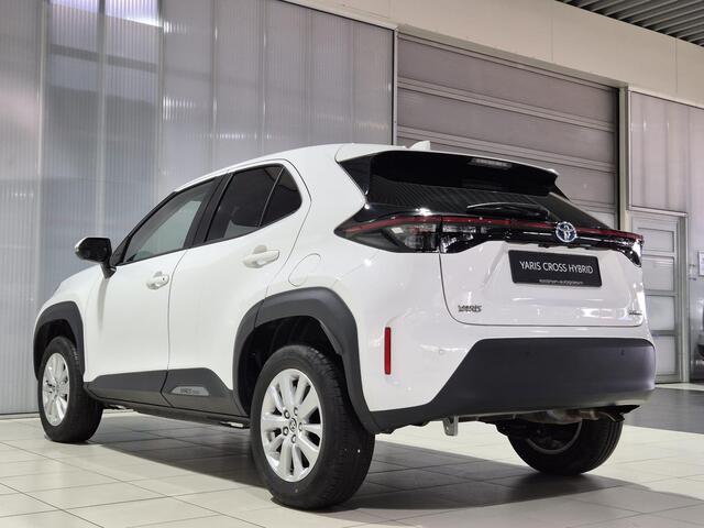 Toyota YARIS Cross 1.5 Hybrid Dynamic edition | Parkeersensoren voor + achter | Smart key | Privacy glass | Apple Carplay & Android Auto | Navigatie