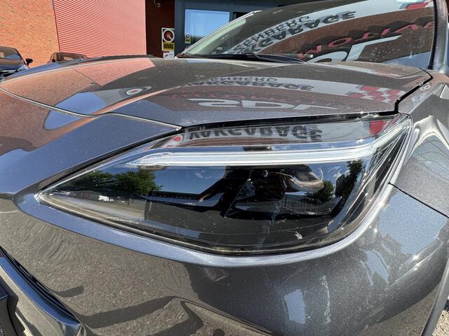 Toyota YARIS Cross 1.5 Hybrid Dynamic // NAVI // CAMERA // ADAPTIVE CRUISE // CLIMA //