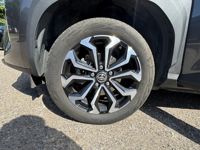 Toyota YARIS Cross 1.5 Hybrid Dynamic // NAVI // CAMERA // ADAPTIVE CRUISE // CLIMA //