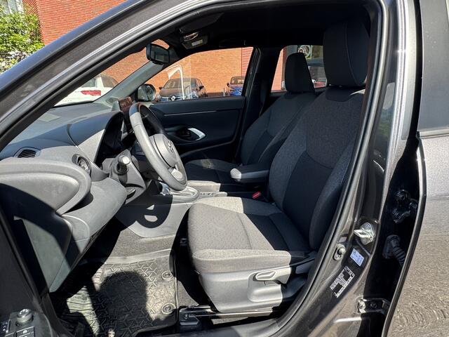Toyota YARIS Cross 1.5 Hybrid Dynamic // NAVI // CAMERA // ADAPTIVE CRUISE // CLIMA //
