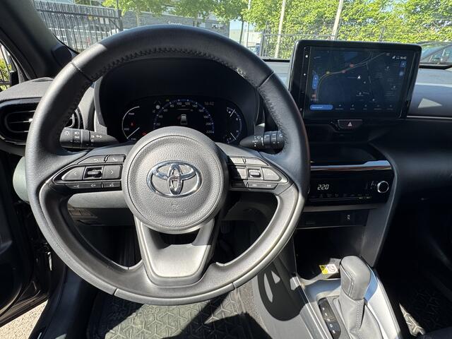Toyota YARIS Cross 1.5 Hybrid Dynamic // NAVI // CAMERA // ADAPTIVE CRUISE // CLIMA //